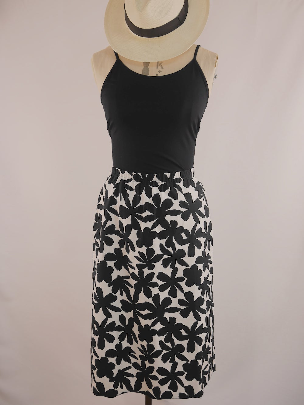 Retro Daisy Print Skirt